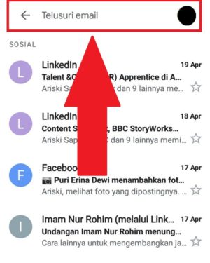 Tampilan kolom pencarian di aplikasi Gmail