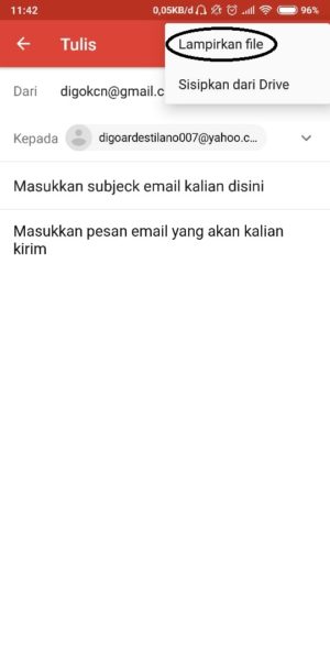 Pilih Lampirkan File