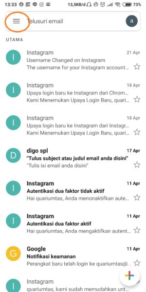 pilih garis tiga di bagian kiri atas layar