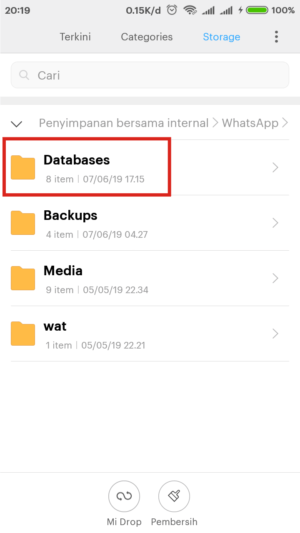 Buka folder databases.