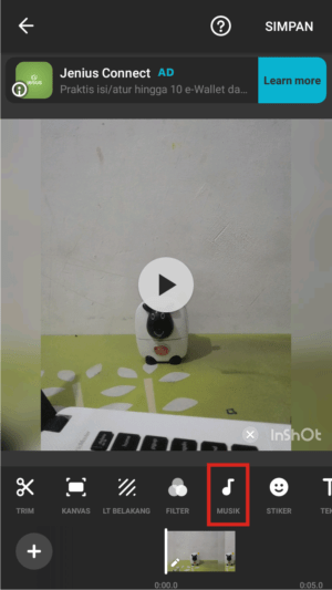 Masukkan musik dengan cara klik ikon musik.