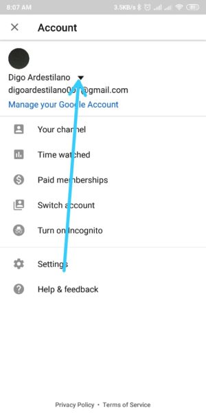 Cara keluar (logout) dari akun Youtube 4 tap bagian nama pengguna
