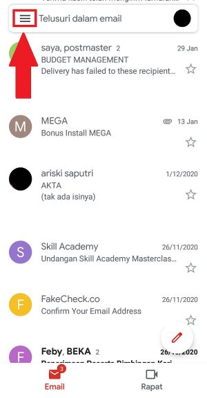 Pilih ikon garis tiga untuk memunculkan menu gmail