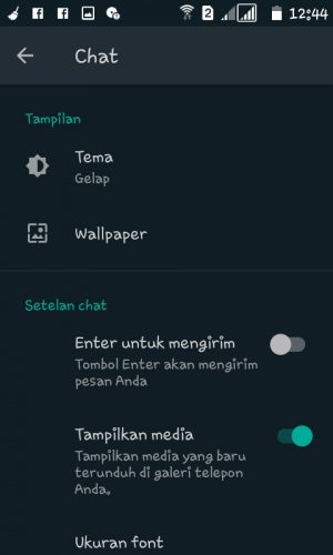 Tema WhatsApp sudah berganti menjadi mode gelap. 