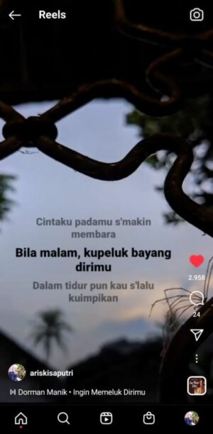 Contoh reels dengan lirik lagu di Instagram