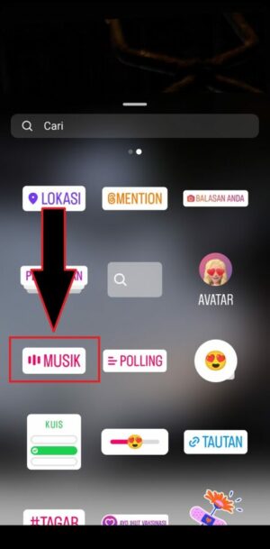 Pilih stiker musik untuk memasukkan musik